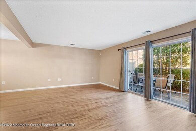 41 Dover Ct, Tinton Falls, NJ 07712 - photo 3