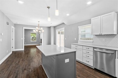 712 N 3rd St, Rogers, AR 72756 - photo 4