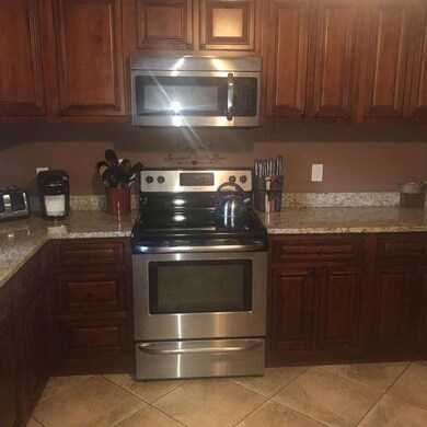 724 E Ashland St, Brockton, MA 02302 - photo 6