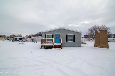907 Frontier Trail, Mandan, ND 58554 - photo 2