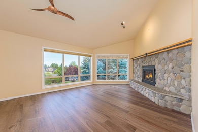 21445 Bradetich Loop, Bend, OR 97701 - photo 7