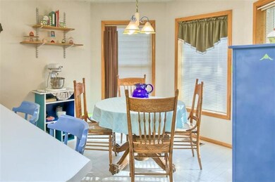 2470 Savannah Dr, Central Point, OR 97502 - photo 7