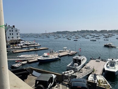 8 Ferry Ln unit 3, Marblehead, MA 01945 - photo 2