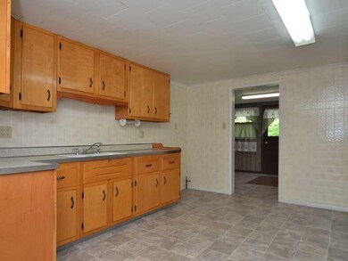 Kitchen. Enjoy cooking in this large kitchen