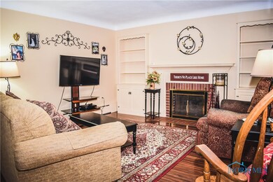 611 W 1st St, Woodville, OH 43469 - photo 7