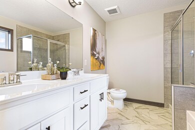 Creighton owners bath