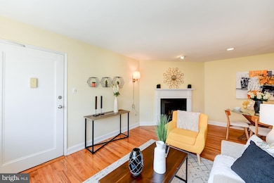 3815 Davis Place NW unit 6, Washington, DC 20007 - photo 6