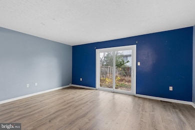 25 Perpen Ct W, Newark, DE 19702 - photo 4