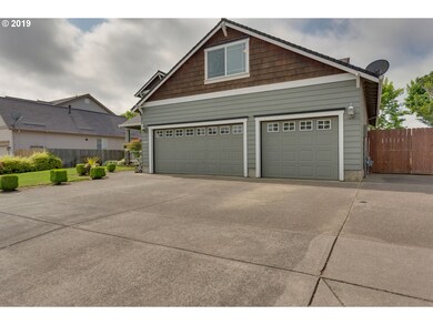 1607 SE 12th Ave, Canby, OR 97013 - photo 3