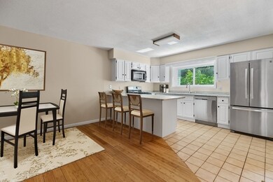 90 Captain Eames Cir, Ashland, MA 01721 - photo 7