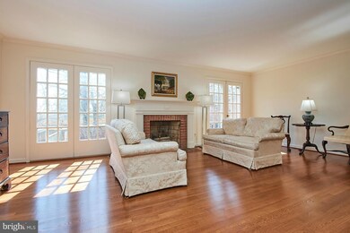 4726 24th St N, Arlington, VA 22207 - photo 4