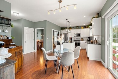 10 Schoolhouse Rd unit 10, Londonderry, NH 03053 - photo 5