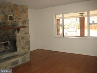 9253 Whiskey Bottom Rd, Laurel, MD 20723 - photo 5