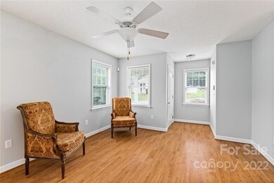 951 Barracuda Ave, Statesville, NC 28677 - photo 5