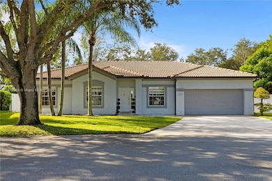 10698 SW 21st St, Miramar, FL 33025 - photo 3