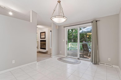 2571 Schaller Dr E, Saint Paul, MN 55119 - photo 5