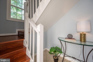 10052 Oakton Terrace Rd unit 10052, Oakton, VA 22124 - photo 4