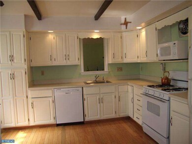 616 Wilton Ave, Secane, PA 19018 - photo 4