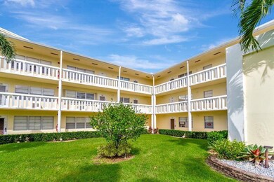 150 Dorset D unit 150, Boca Raton, FL 33434 - photo 3