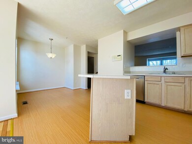 38 Tamers Ct, Windsor Mill, MD 21244 - photo 7