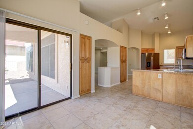 006_Dining Room