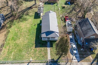 208 & 212 N Chamberlain Ave, Rockwood, TN 37854 - photo 4