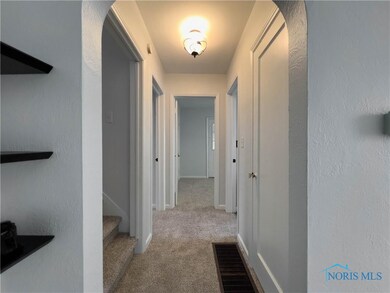 3568 Bellevue Rd, Toledo, OH 43613 - photo 2