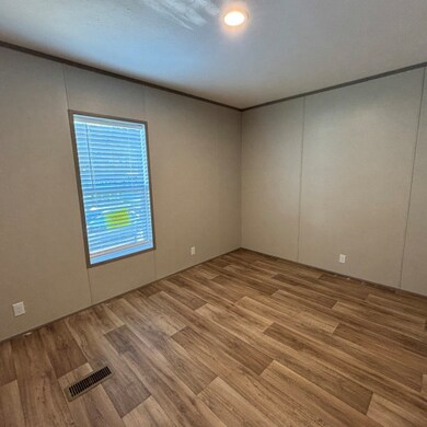 2800 W Memorial Dr unit 127, Muncie, IN 47302 - photo 6