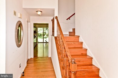 1105 Winding Brook Ct, Bowie, MD 20721 - photo 4