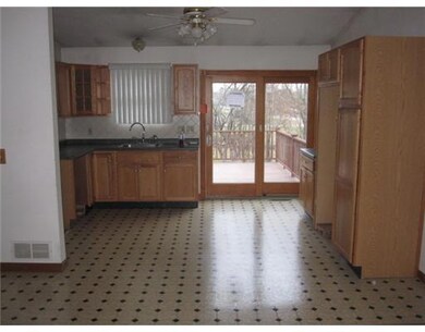 67 Alden Ave, Warwick, RI 02889 - photo 3