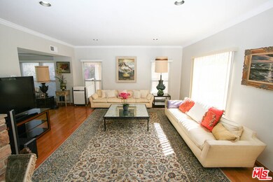 2208 Wellington Rd, Los Angeles, CA 90016 - photo 4