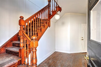 17 Cranston Ave, Newport, RI 02840 - photo 7