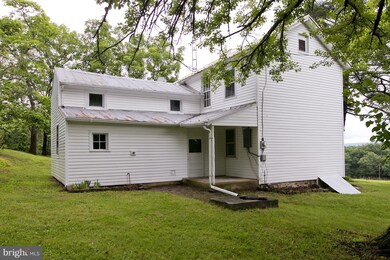 323 Apple Harvest Dr, Martinsburg, WV 25401 - photo 5