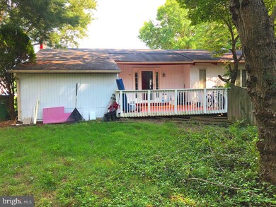 12724 Torrington St, Woodbridge, VA 22192 - photo 2