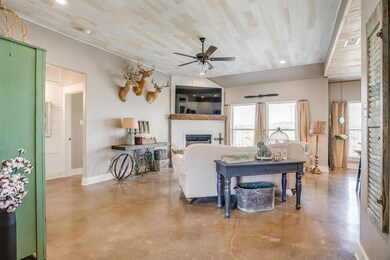 1201 Young Bend Rd, Weatherford, TX 76087 - photo 3