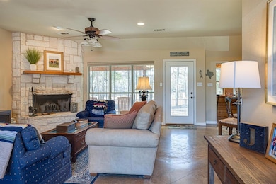 4014 Whitecrest Dr, Whitney, TX 76692 - photo 4