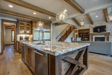 Center Island GreatRoom