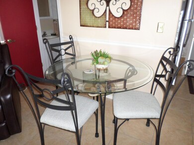 GLASS TOP DINETTE SET