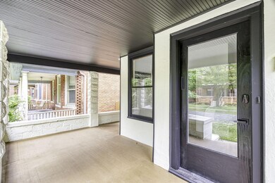 5-web-or-mls-715 W Bethune-5
