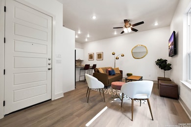 5150 Kelwood St unit 102, San Antonio, TX 78250 - photo 2