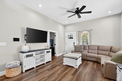 651 Round St, Woodruff, SC 29388 - photo 7