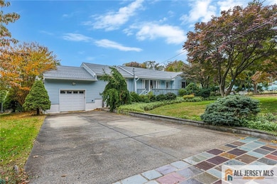 608 Raritan Ave, Atlantic Highlands, NJ 07716 - photo 3
