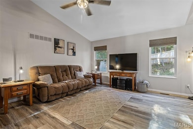 4329 NW Point Dr, House Springs, MO 63051 - photo 5