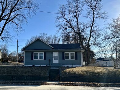 200 W Sheridan Ave, Shenandoah, IA 51601 - photo 2