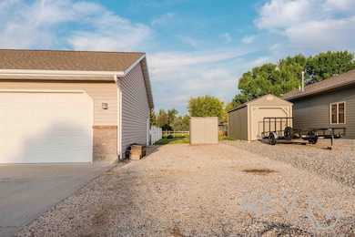 908 35th St, Cody, WY 82414 - photo 6