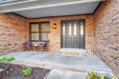 2075 Meaghan Ln, Pacific, MO 63069 - photo 6