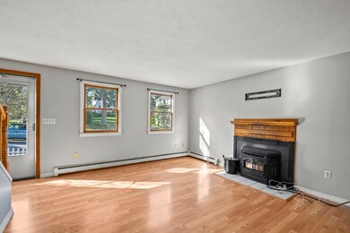 39 Summerhill Ave, Worcester, MA 01606 - photo 2