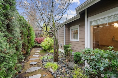 10700 SE 260th St unit J101, Kent, WA 98030 - photo 3