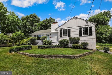 6114 Arbor St, Cheverly, MD 20785 - photo 2