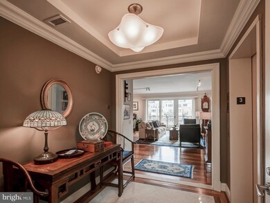 The Ritz-Carlton Residences, Baltimore, MD 21230 - photo 2